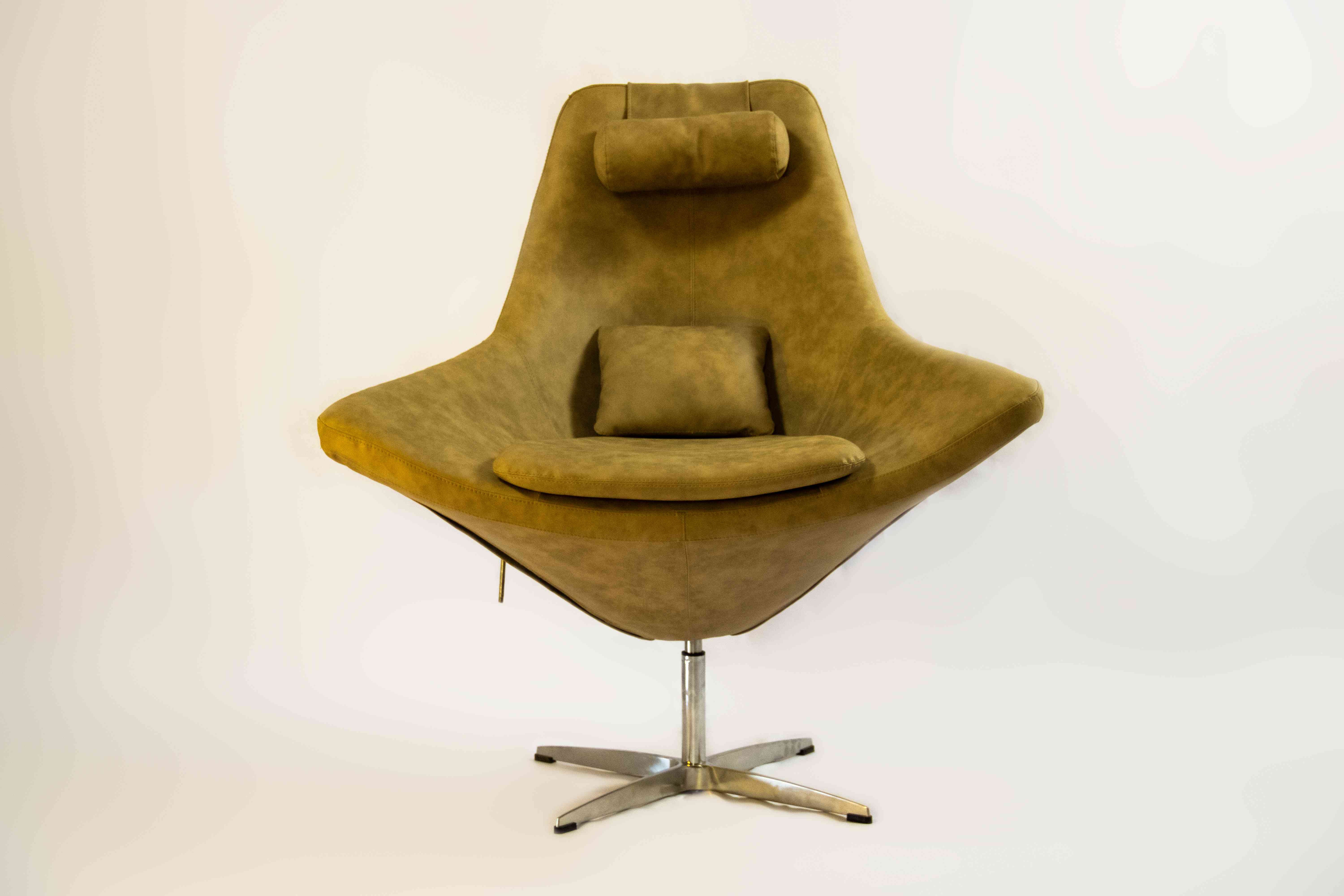 Mineo Chair Alternate View